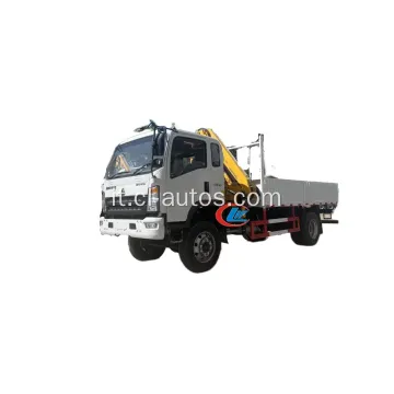 Sinotruk Howo Off Road Cargo Truck 4x4 con crane da 6ton